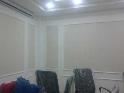  Kính màu cường lực văn phòng