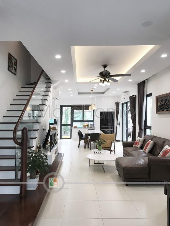 Những mẫu trần thạch cao phòng khách hiện đại và sang trọng Trần thạch cao phòng khách