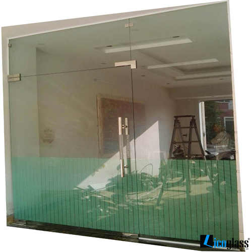 Cửa kính thuỷ lực 1 cánh 2 vách bên Cửa kính thuỷ lực 1 cánh 2 vách bên