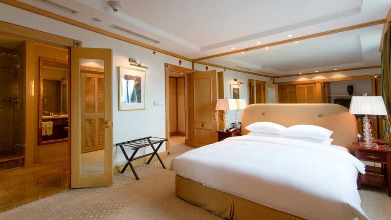 Khám phá Khách sạn kiến trúc Pháp Hilton Hà Nội Khám phá Khách sạn kiến trúc Pháp Hilton Hà Nội