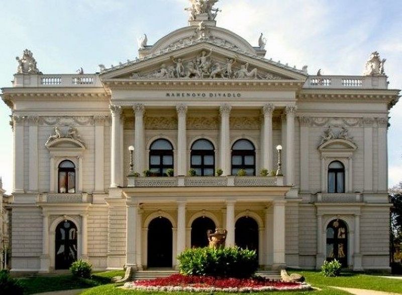 mẫu biệt thự cổ điển đẹp mẫu biệt thự cổ điển đẹp