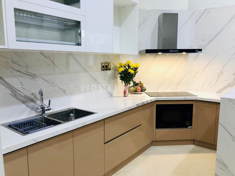 Tủ bếp gỗ công nghiệp