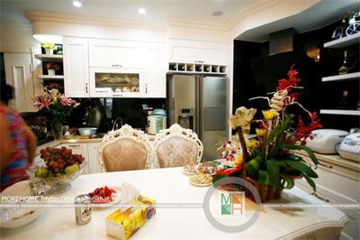 Tủ bếp gỗ sồi tự nhiên cao cấp Mh - 0016