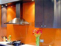 Kính màu ốp bếp màu cam