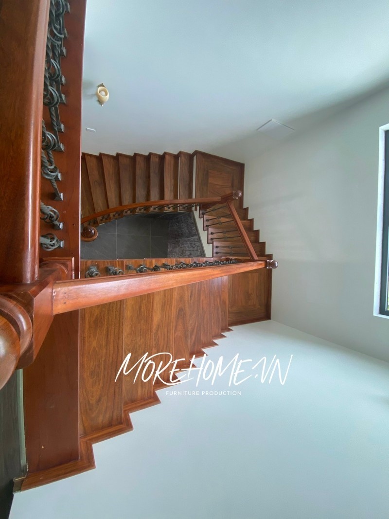 Thi công cầu thang xoắn