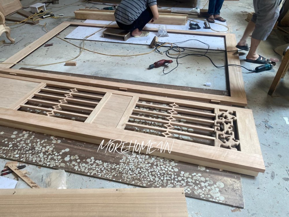 Thi công cửa gỗ tự nhiên
