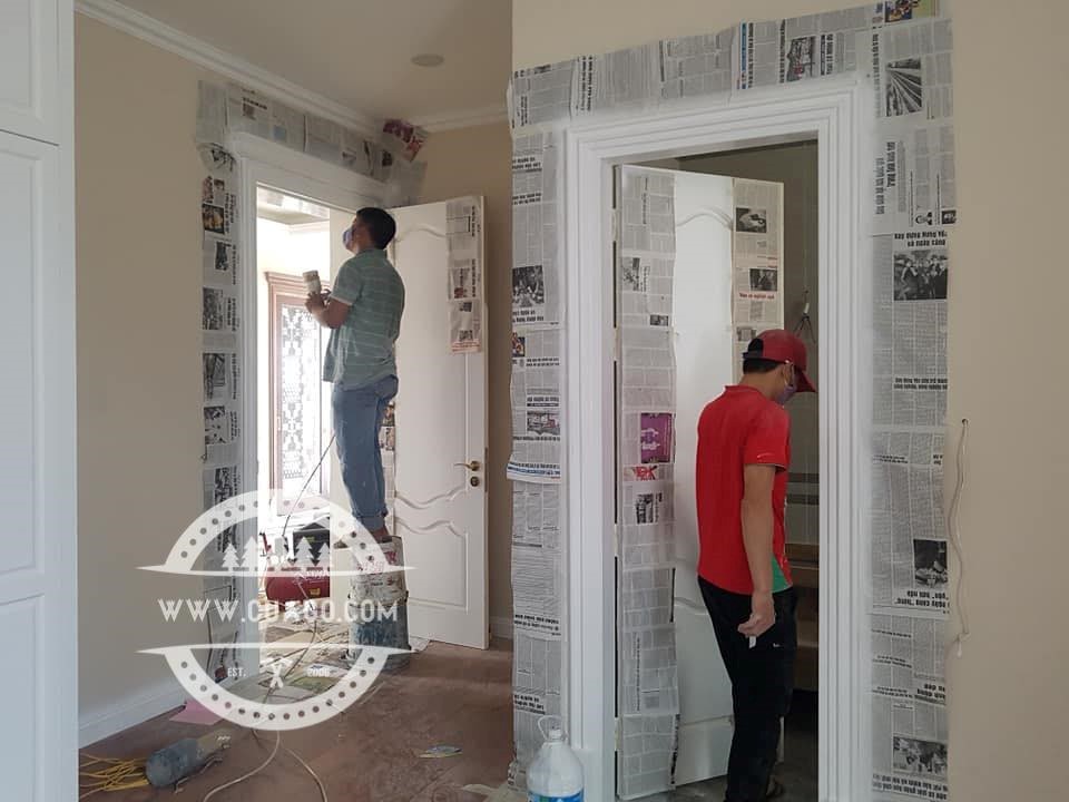 Thi công cửa gỗ tự nhiên