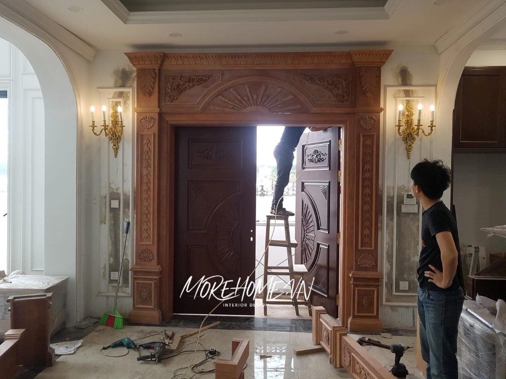 Thi công cửa gỗ tự nhiên