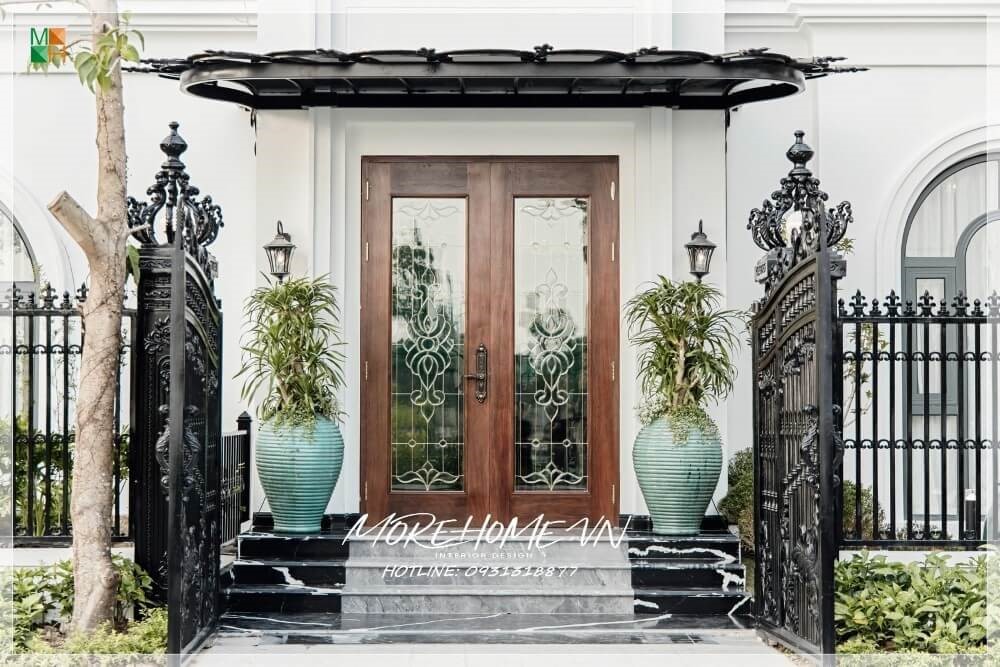 Thi công cửa gỗ tự nhiên