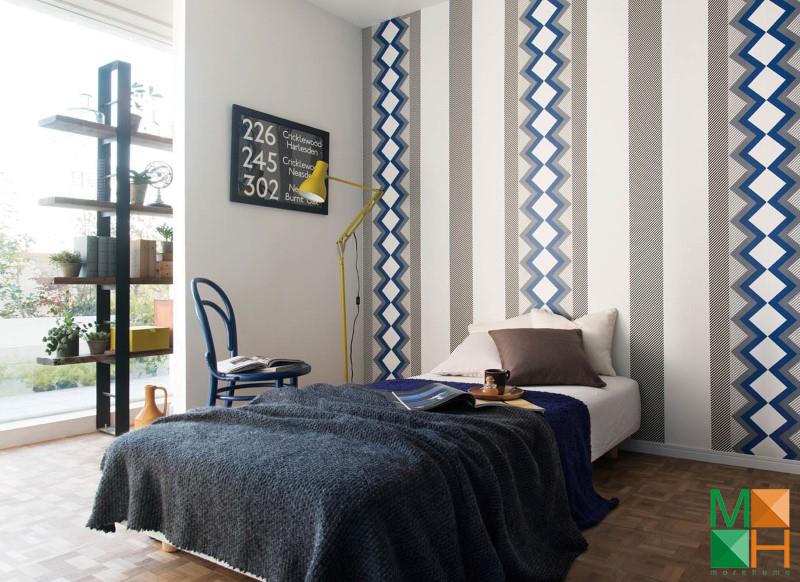 P240_01_STK13047_130...