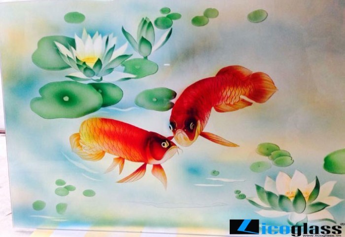 Tranh kính nghệ thuật “ đẹp không tưởng” tô điểm cho không gian nhà bạn