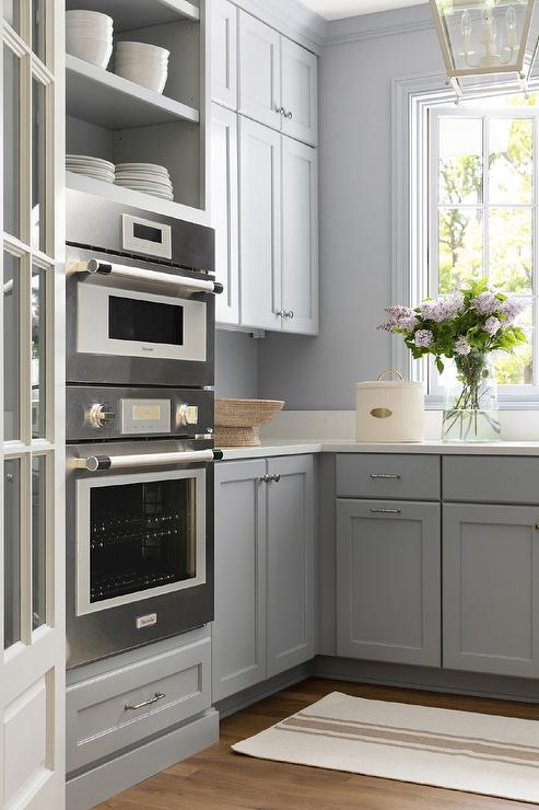 Thiết kế nội thất bếp chung cư