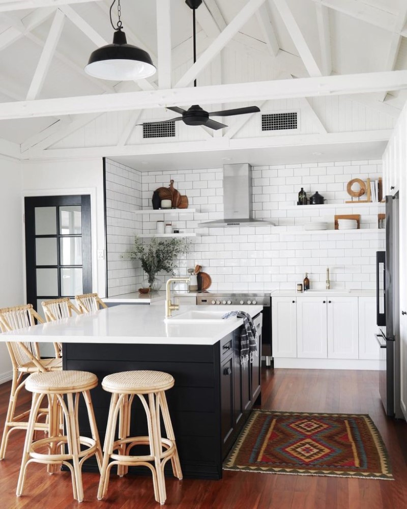 Thiết kế nội thất bếp chung cư