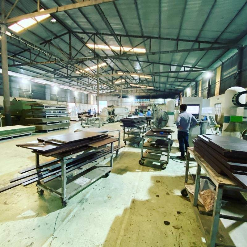 Xưởng gỗ công nghiệp