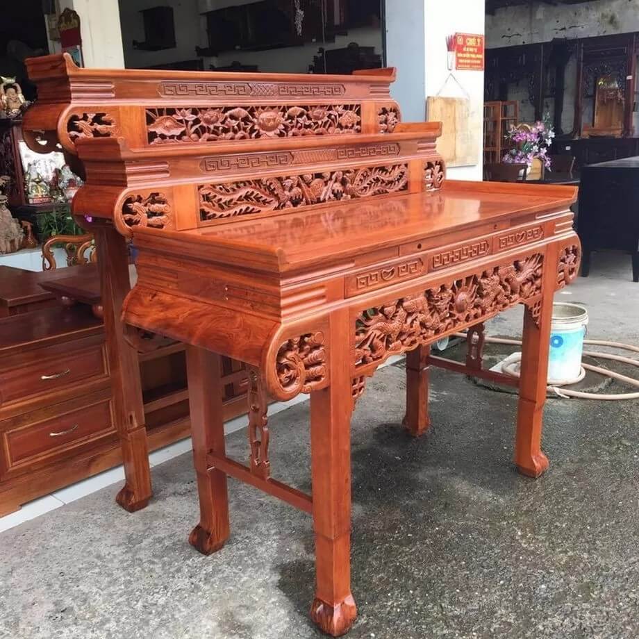 Bàn thờ Bàn thờ