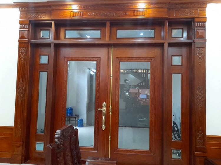 Cửa gỗ