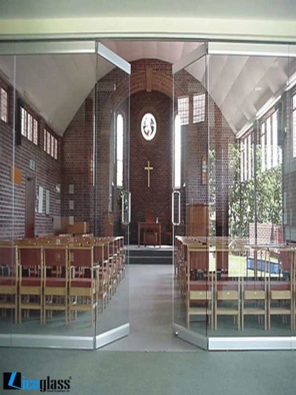 Cửa kính thủy lực