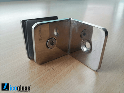 Định vị vách tắm kính