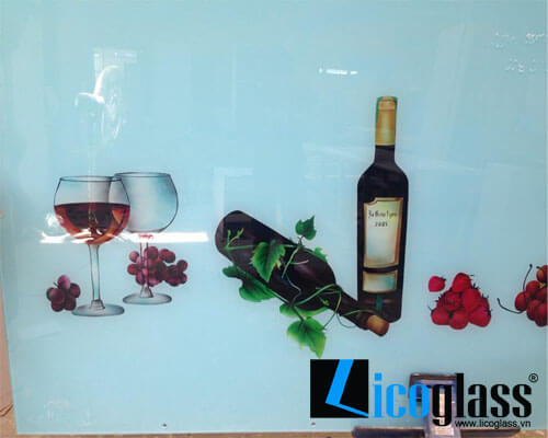 tranh kính ốp bếp